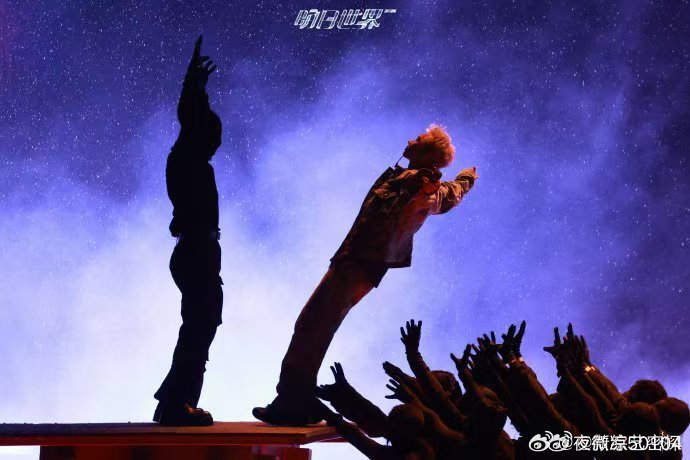 汪苏泷说见面可以打招呼但别拍我 拒绝镜头只留寒暄，汪苏泷直白道出懒人日常，不刻意