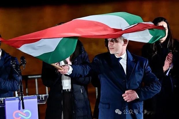 匈牙利大选 在乌克兰问题上，马吉亚尔公开表态支持乌克兰，强调乌克兰是战争受害者，