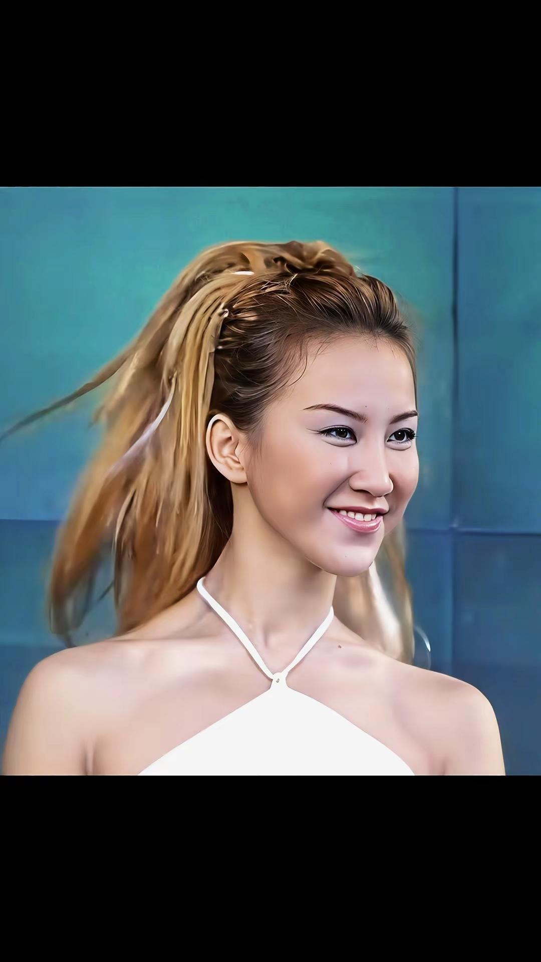 你的笑容是那么的明媚