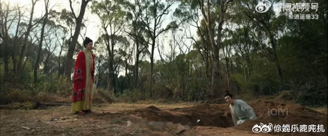 季肖冰演坏人的魅力在于，他不会让角色变成脸谱化的恶人，而是赋予了颜君羡复杂的人性