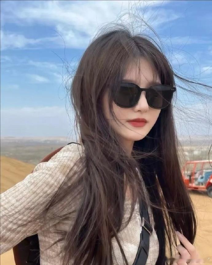 如果你有100w：去年买了铝，你赚了47W  买了黄金，你已经赚了72W  买的