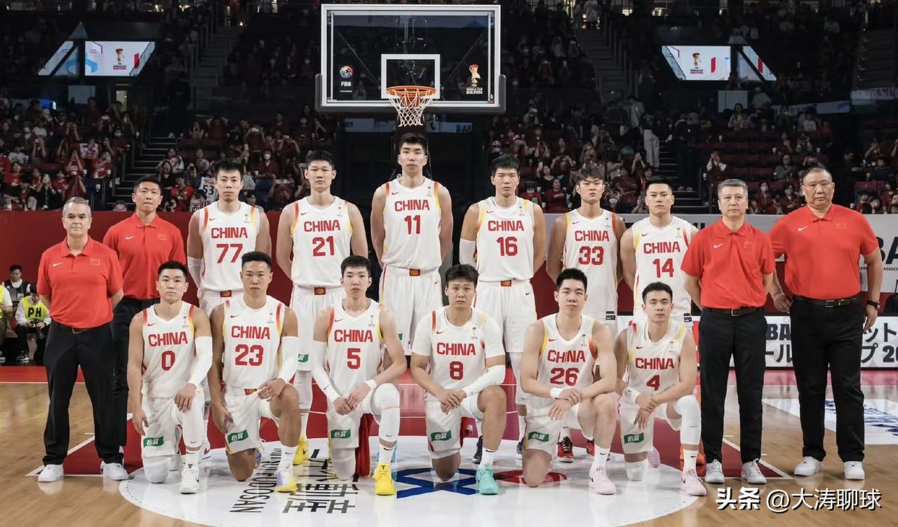 郭士强帅位稳固！经过第二窗口期的两场比赛，让国内球迷及国际篮联完全转变的看法，尤