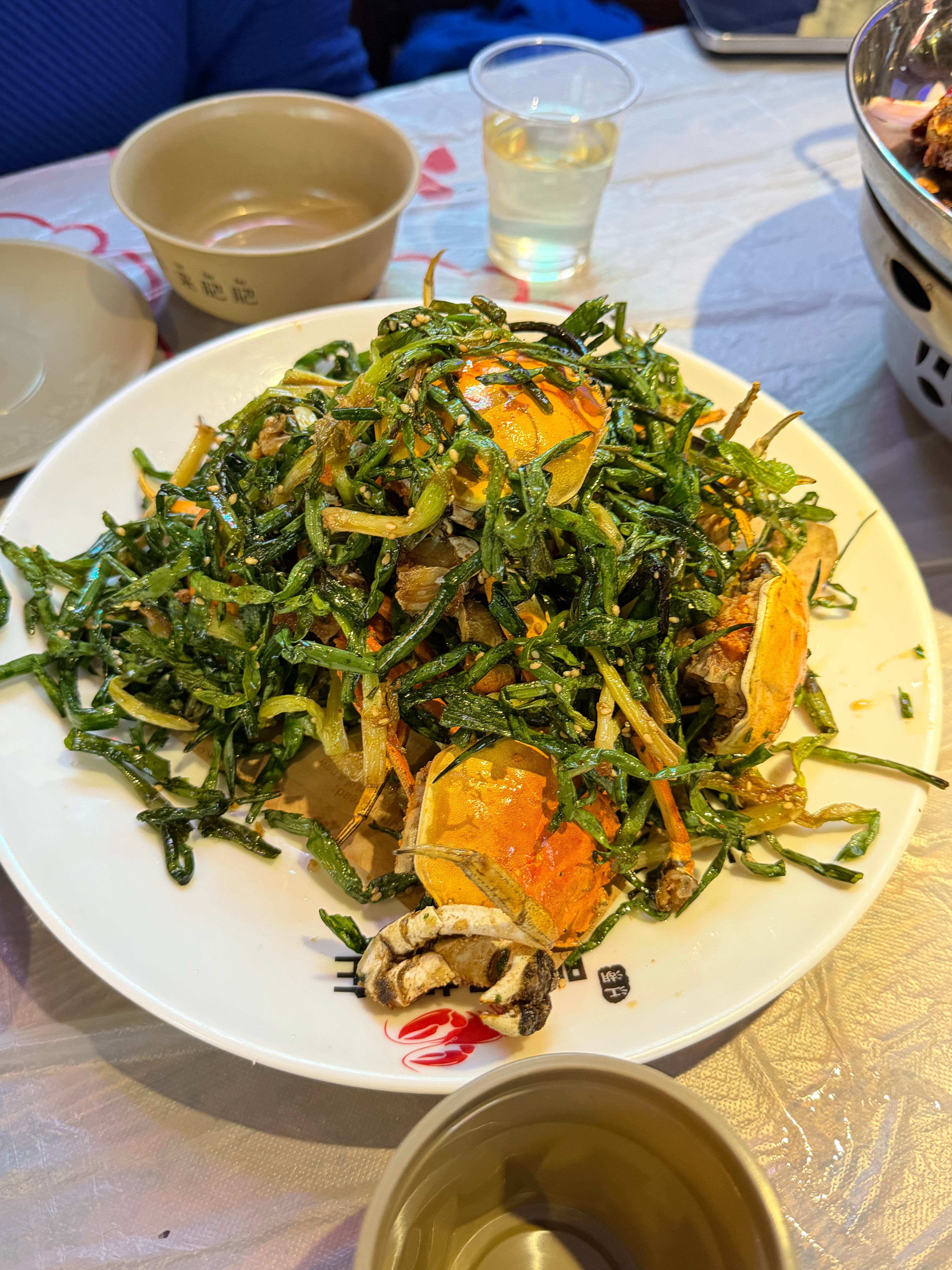 来武汉兴致冲冲来吃龙虾了，可能不是吃龙虾的季节，和想象中略有偏差。也许是因为江苏