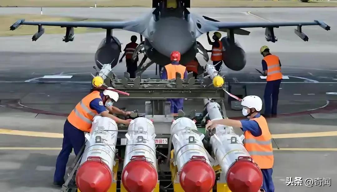 美国突然暂停对台200亿军事订单，声称要维护中美关系确保特朗普访华，实际可能是麻