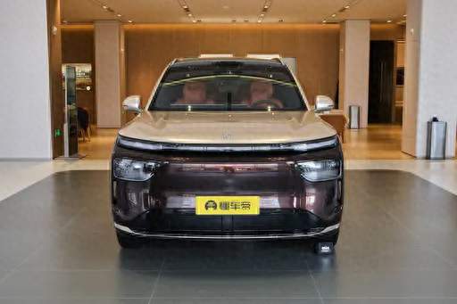 面向多成员家庭：奕境 X9 实车体验，家用六座 SUV 的产品逻辑