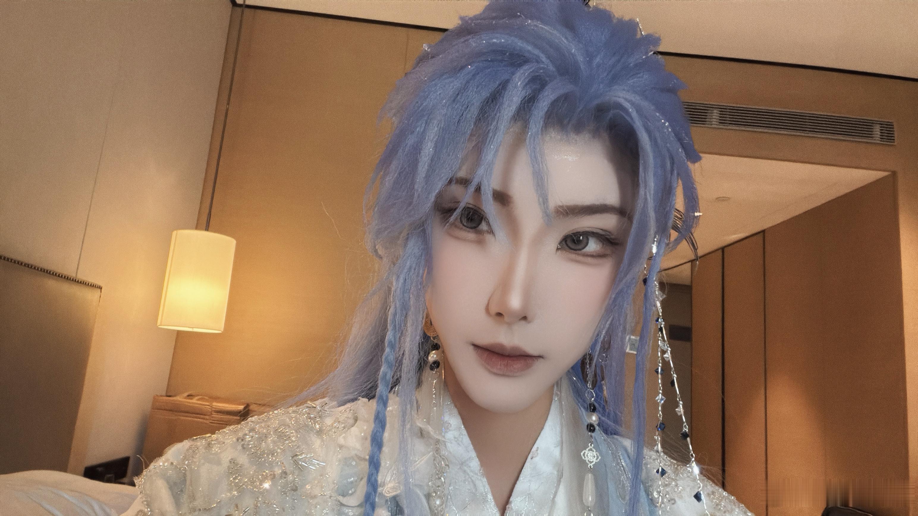 冬夏saki安柒Annie 最近都更新新剧哦 小本宫还有八月中旬的小神仙～❤️都