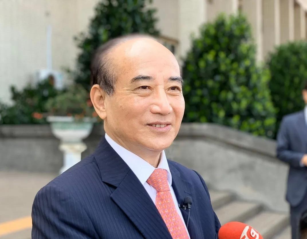 3日，台媒体讨论声量又被拉回到“王金平喊话郑丽文要调整”的话题上。

起因是王金