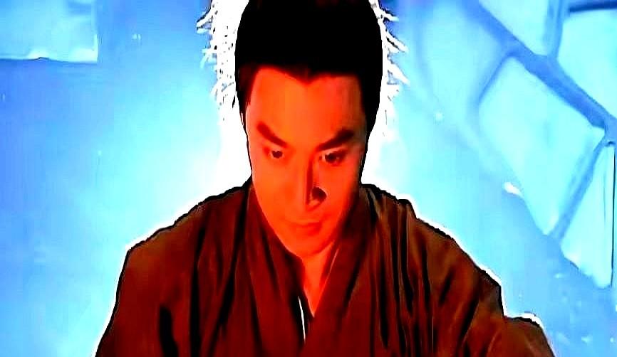 真别再吹东方不败了，他真排不上号。

他练的《葵花宝典》只是个残本，三百年前创出