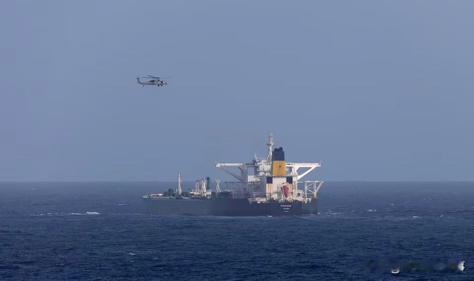 中俄联手施压48小时，特朗普认怂了！加勒比海封锁黄了！
12月23日，中俄直接在