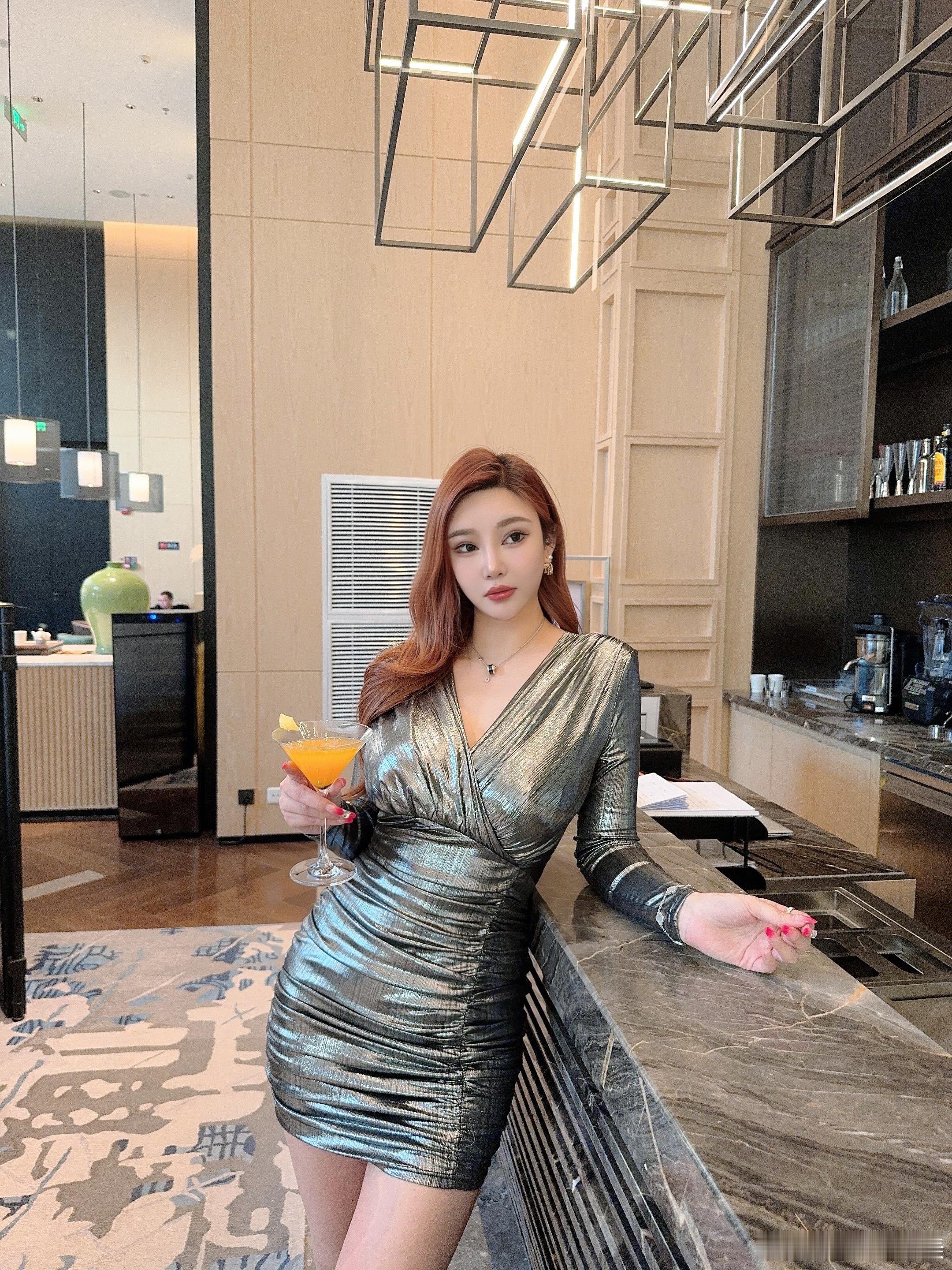 爱自己  等风来  风吹哪页读哪页 ​​​
