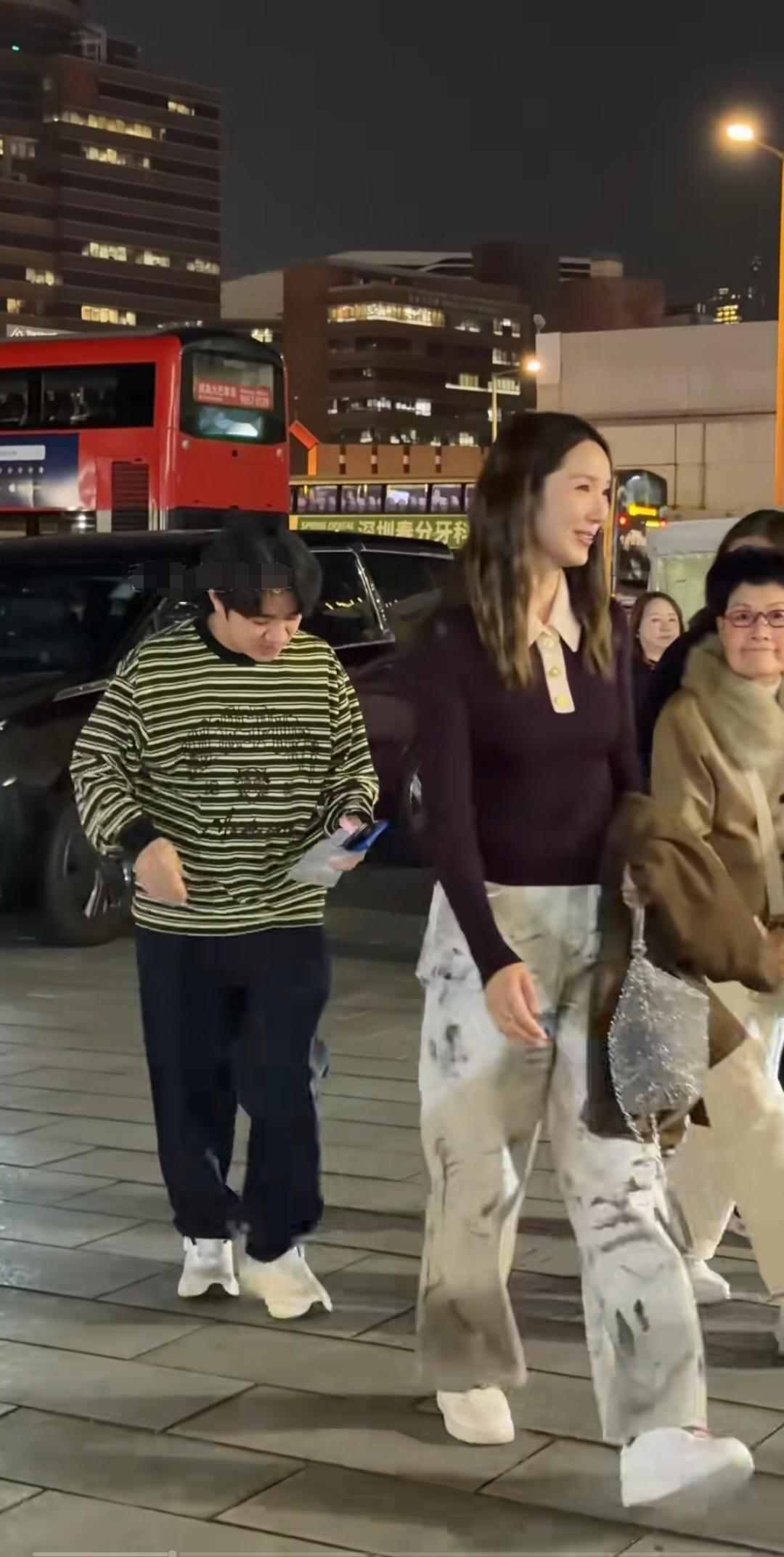 王祖蓝，除了身高，其它都是顶配。