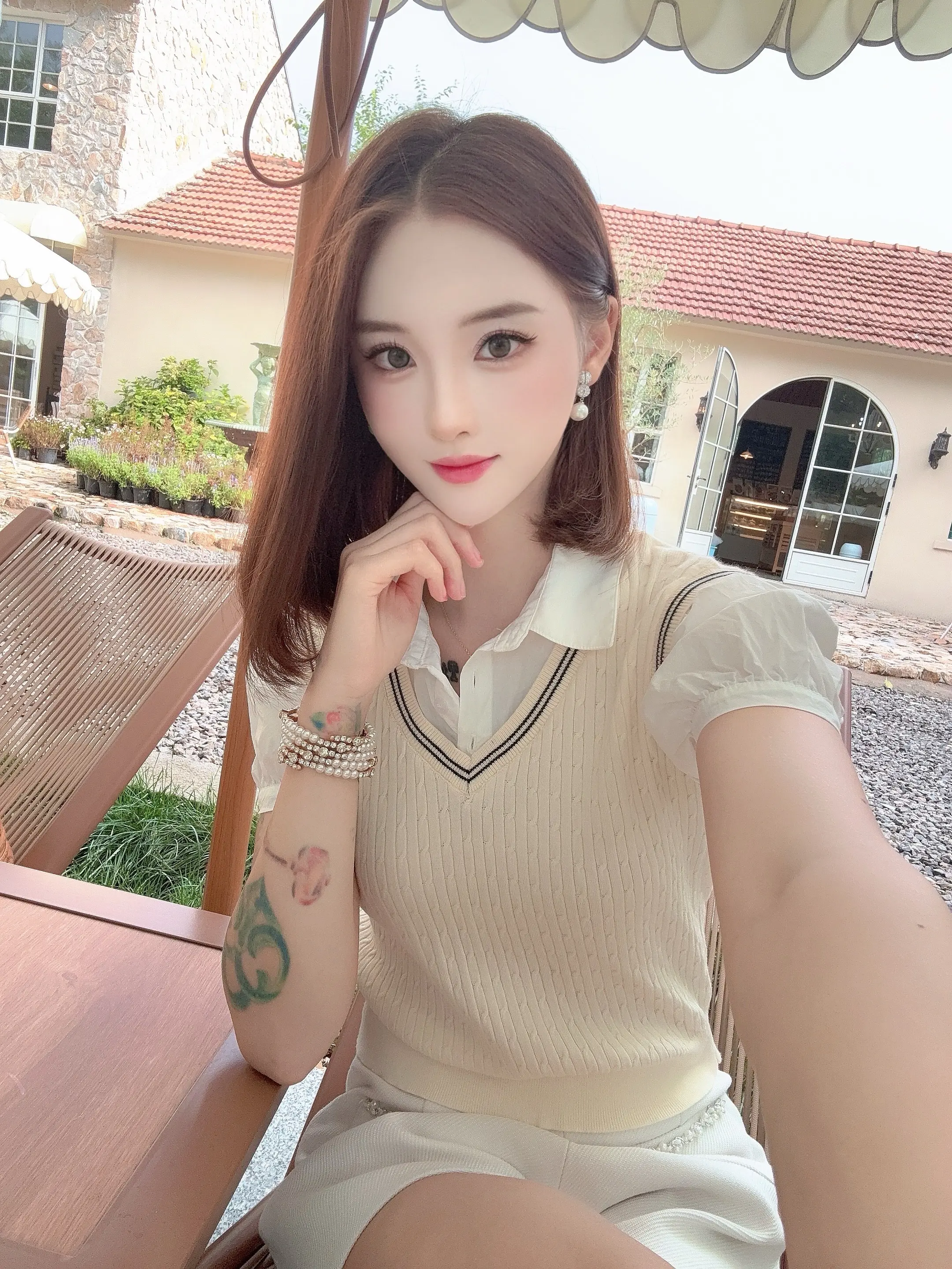  你说人生艳丽  我没有异议  拥有什么就享受什么