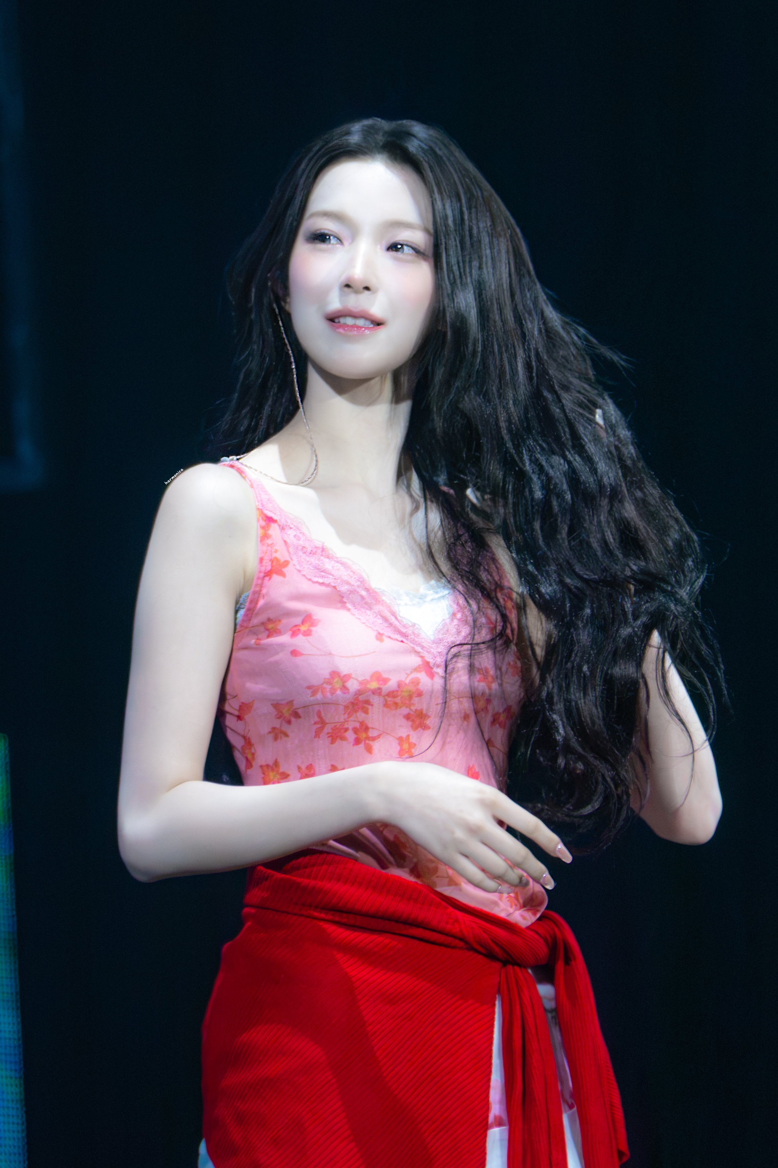 白知宪[超话]  🐳蜜罐甜心白知宪 260905 亚巡首尔场D2 饭拍高清26