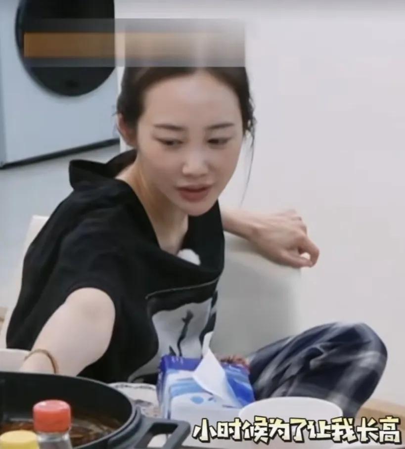 李纯：“我妈挺逗的，小时候为了让我长高，她各种看电视购物，让我吃过增高药”


