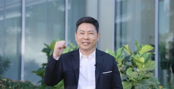 华为Mate 70系列真的要来了！11月26日，全新三摄像头设计亮相，主摄是能变