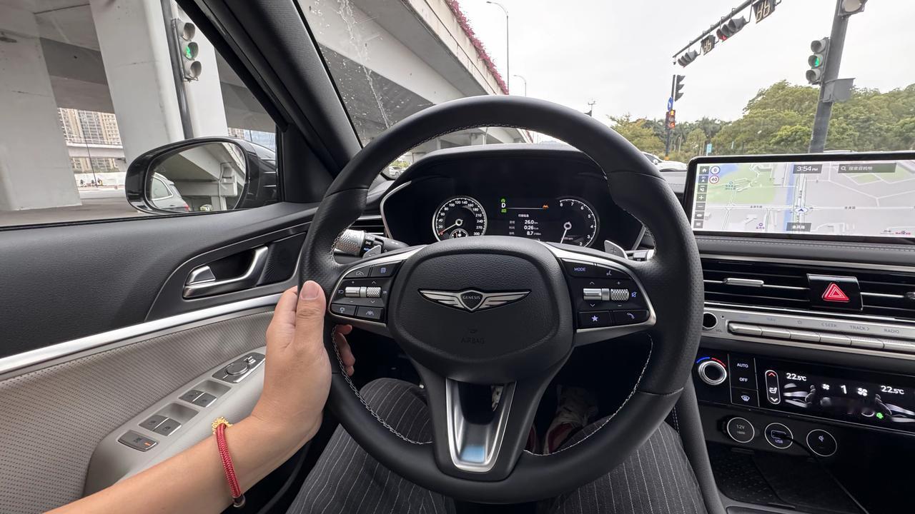 今日韩宾刚够6000km
是最近一年开得算比较频密的车
我每次开G70都很享受