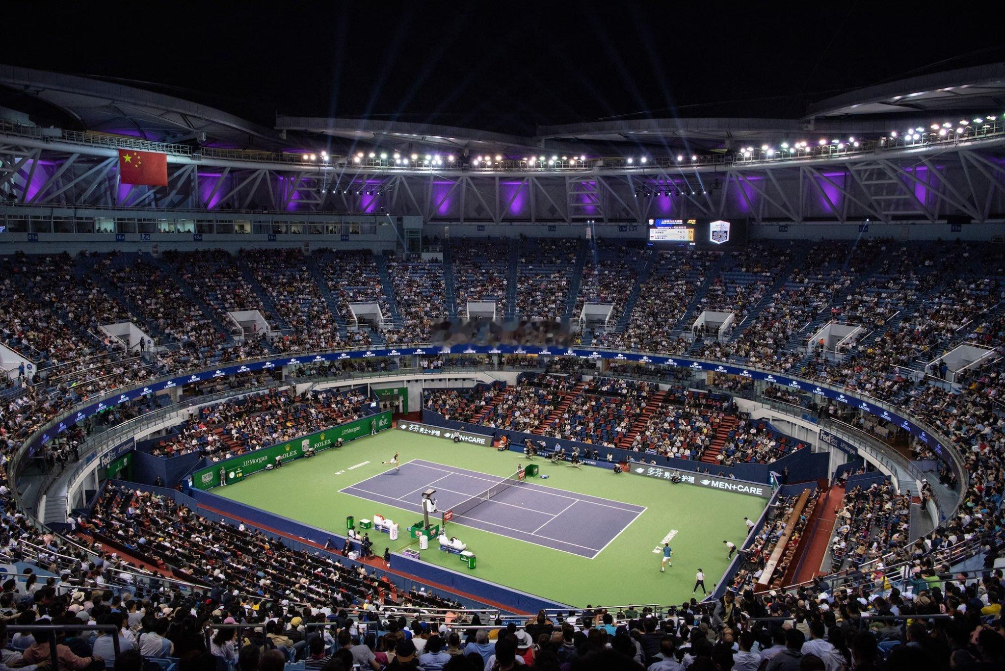 📊 ATP排名前10球员到赛季结束需要保住的积分1️⃣ 辛纳 🇮🇹 - 3