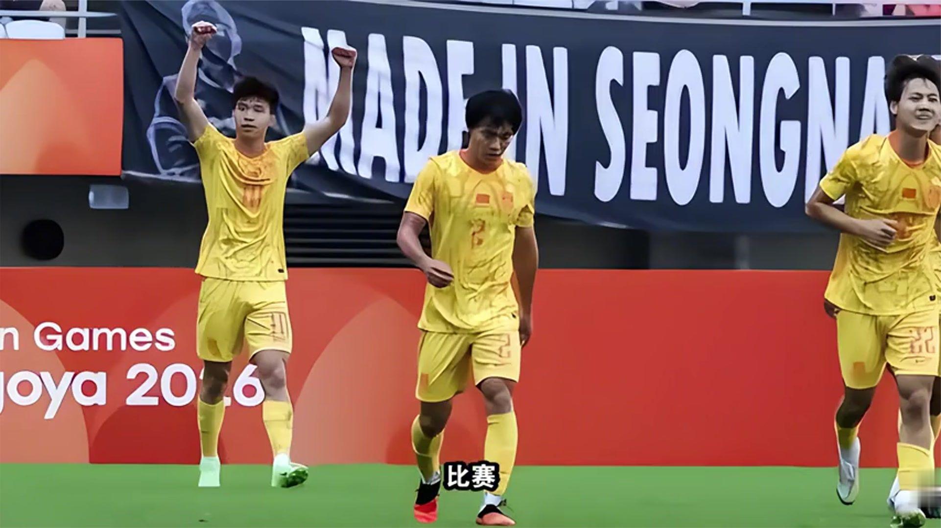 U23国足VS乌兹别克斯坦：撤换徐彬，依木兰中场坐镇，王钰栋