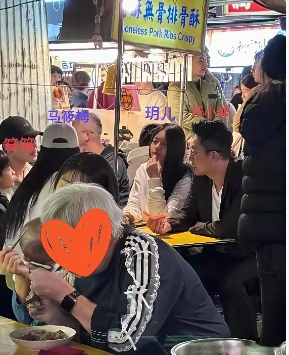 喜欢汪小菲这样，大大方方晒娃的。现如今的汪小菲可谓是春风得意，事业红红火火，不仅