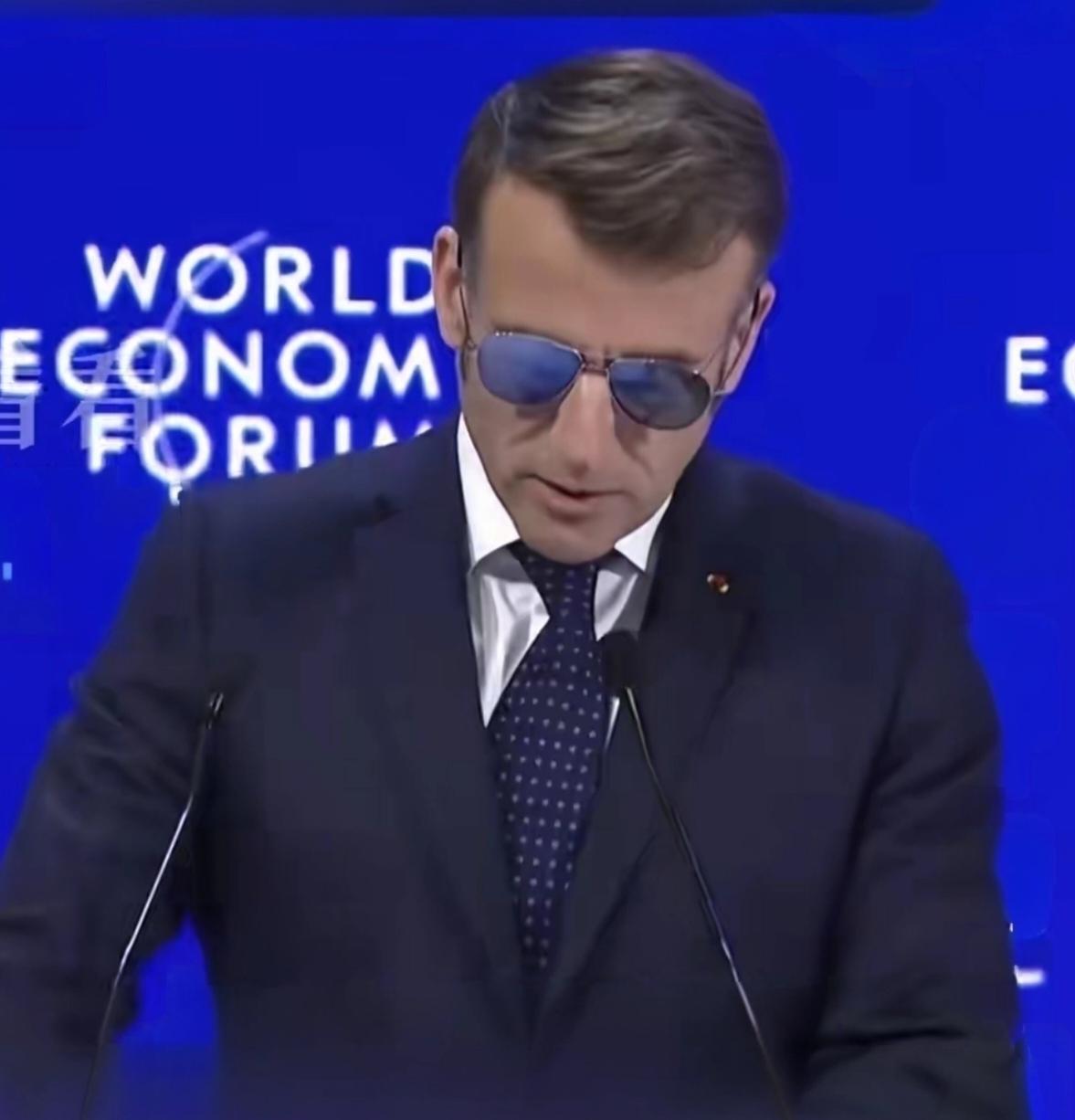 特朗普说，他曾经是个猎物，但现在是个猎人。碗里装着委内瑞拉，锅中炖着伊朗，田间长