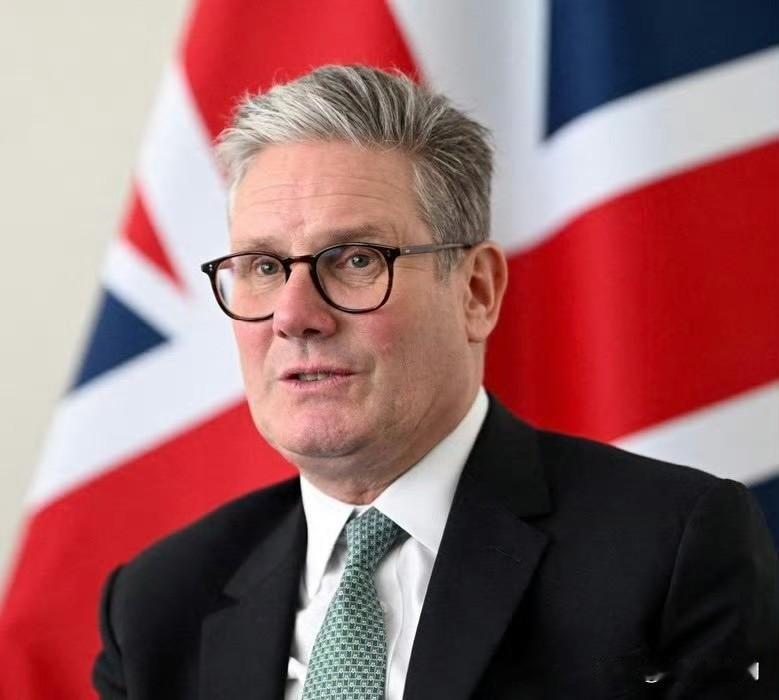 最新消息： 英国首相基尔·斯塔默表示，他们正在制定计划，将从冻结的俄罗斯资产中拨