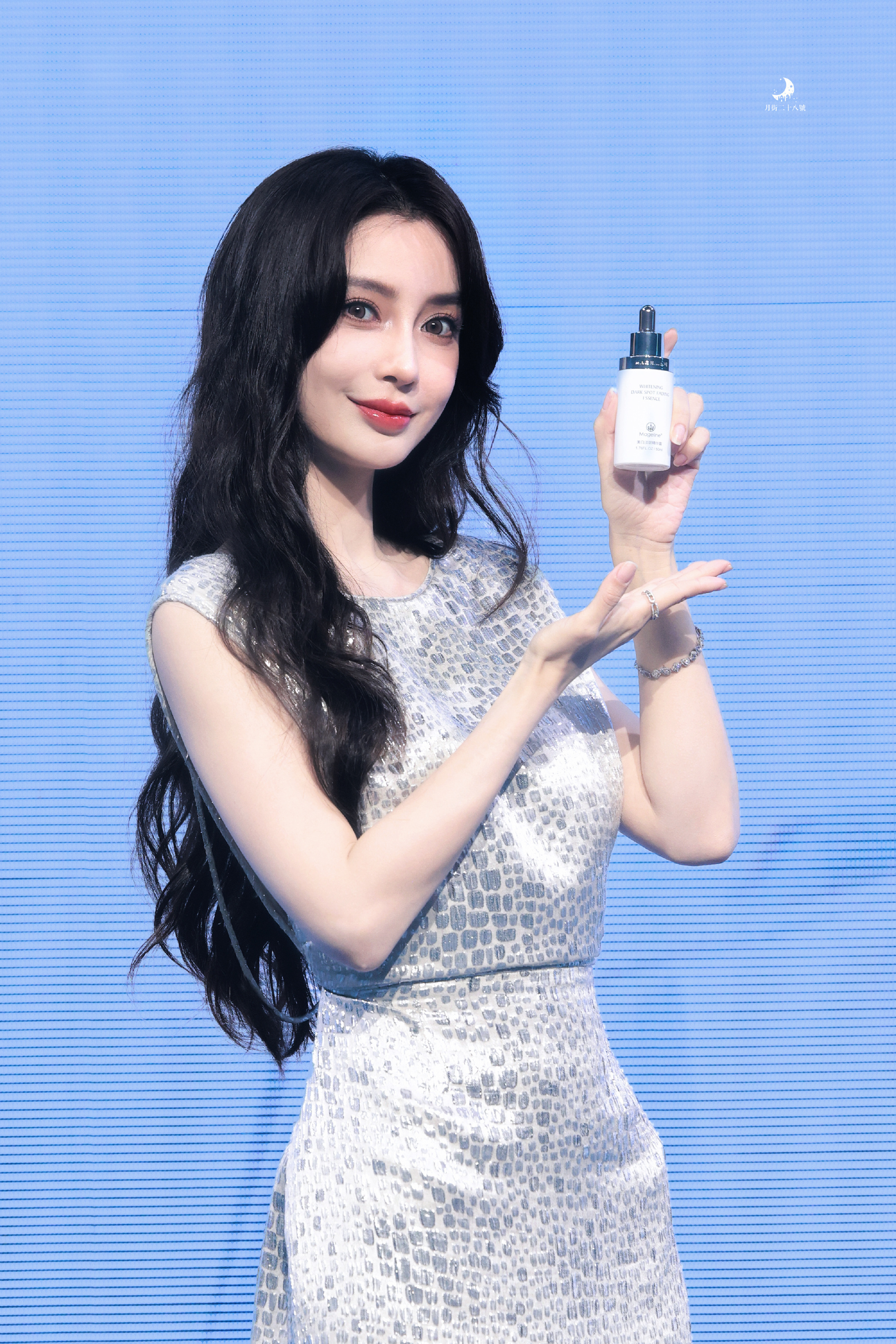 angelababy ⼁杨颖 希望你的整个世界里都是我♡˃ꇴ˂♡