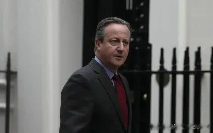 法国和英国将支持乌克兰，重要的是普京输–英国外相卡梅伦

英国外交大臣卡梅伦表示