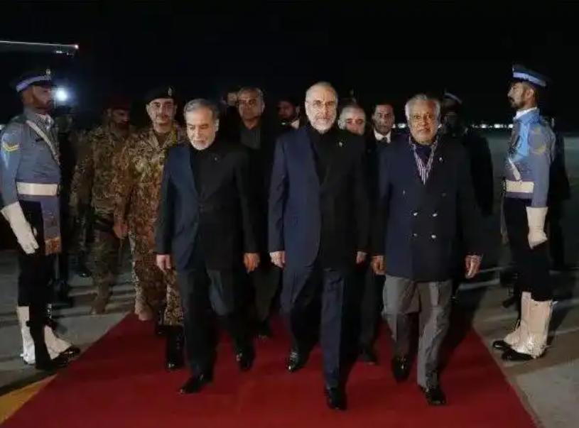 一觉醒来，伊朗迈出历史性一步.

北京时间 4 月 11 日凌晨 3 点多，伊朗