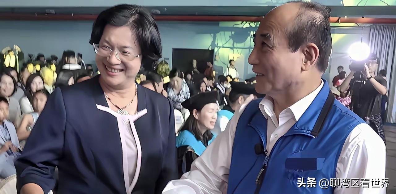 蓝营的内讧导致彰化县的选情几乎成了垃圾时间。聊湾区看世界的观点如下：

第一，毫