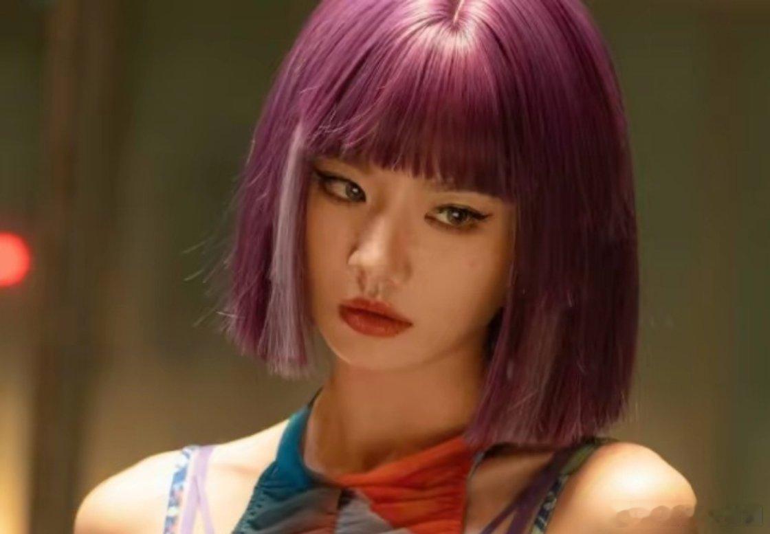 枭起青壤剧组要不选迪丽热巴作为女主呢[允悲][允悲][允悲]其他的女配角这个颜值