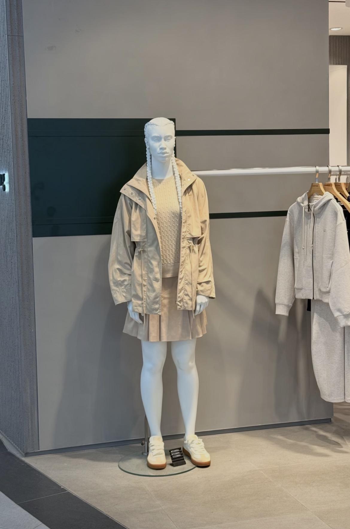 女装用这样的模特

还卖的出去吗？

传统的女装模特，要么是瘦到极致的“纸片人”