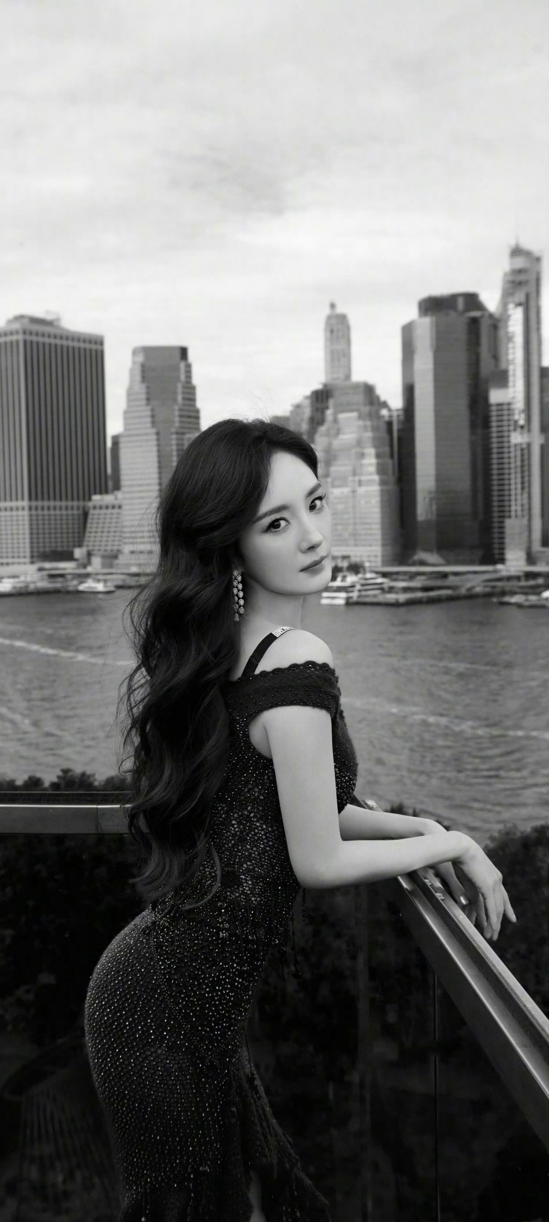 杨幂妈妈性感曲线