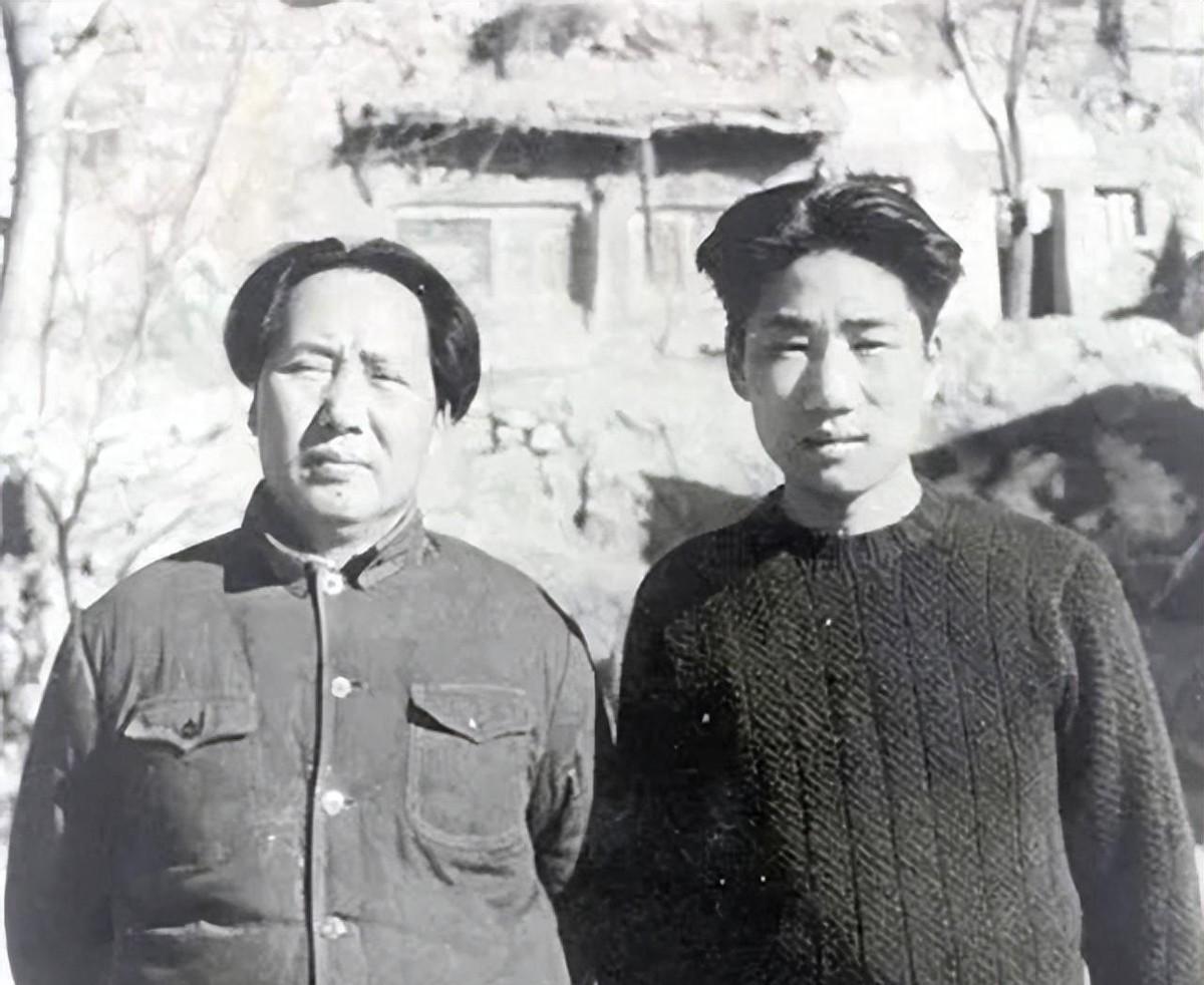 周世钊和毛主席闲聊时，鼓起勇气问毛主席：您觉得岸英牺牲责任应该怪彭老总吗？

1
