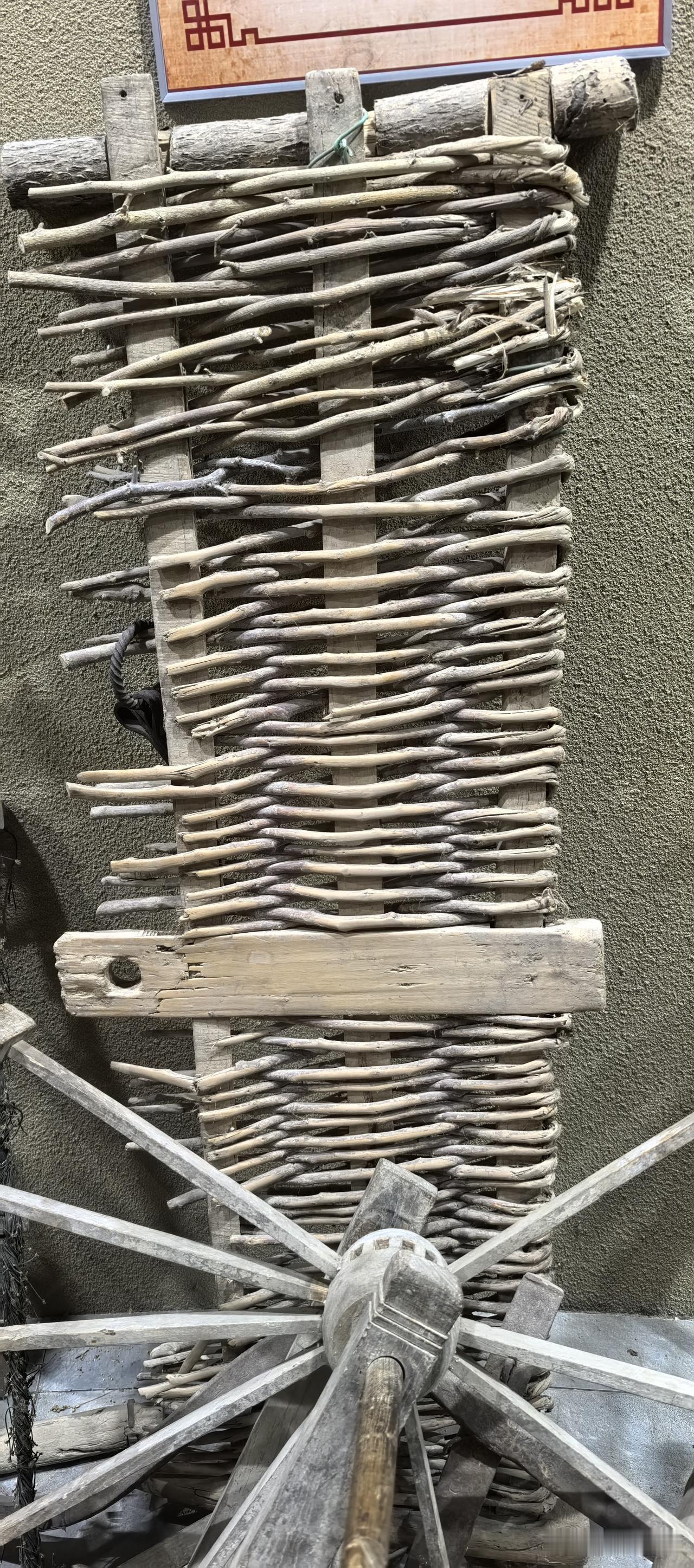 晒图笔记大赛能说出这个农具名字并知道他是干什么用的人，年龄至少在55岁以上。