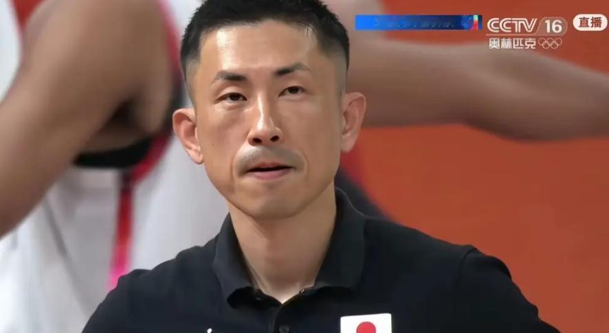 快煮熟的鸭子飞了，气得日本人吹胡子瞪眼！
9月20日，日本男篮以57:67输给韩