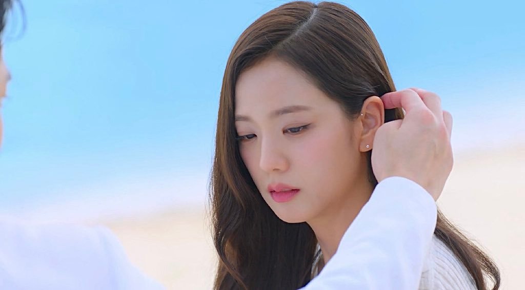 JISOO《月刊男友》连续第五天蝉联 Netflix 韩国每日十大热门榜榜首🏆