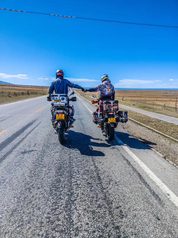 对于出轨的丈夫该不该原谅，这事儿真得具体情况具体分析。从法律层面讲，离婚有协议和