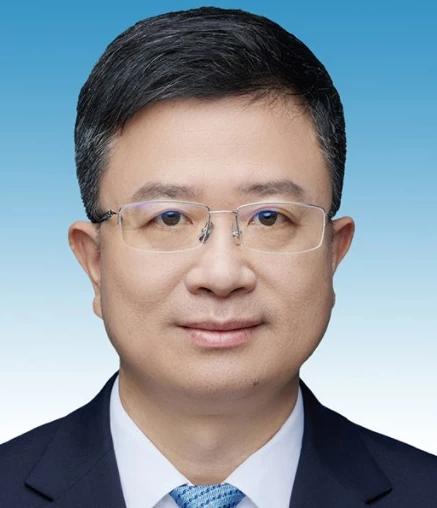 重庆70后副部罗蔺被查，查了下一下他的履历，不查不知道，一查吓一跳。

今年55