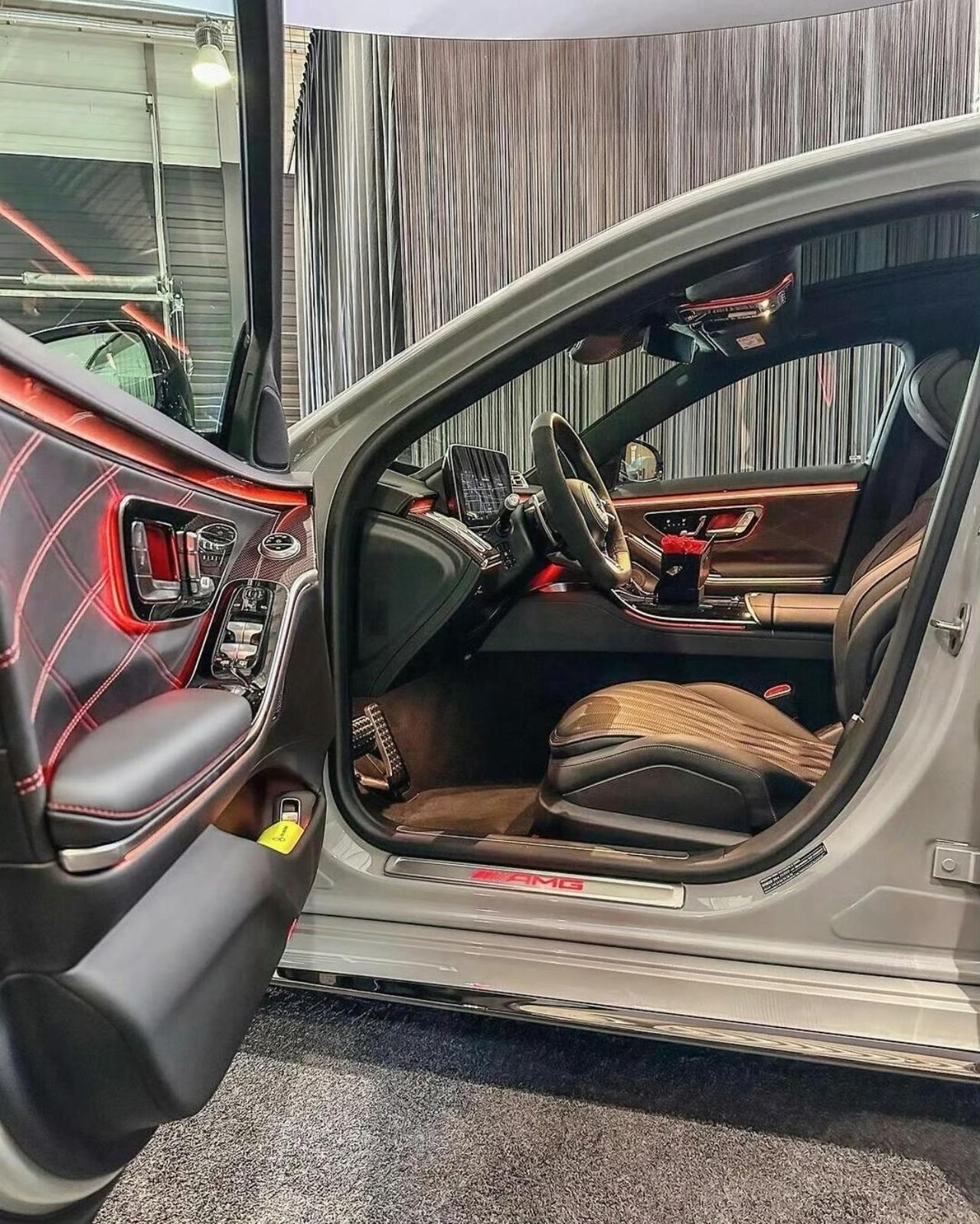 奔驰S63 AMG Edition 1！这车不管是实用性，还是性能与外观设计，都