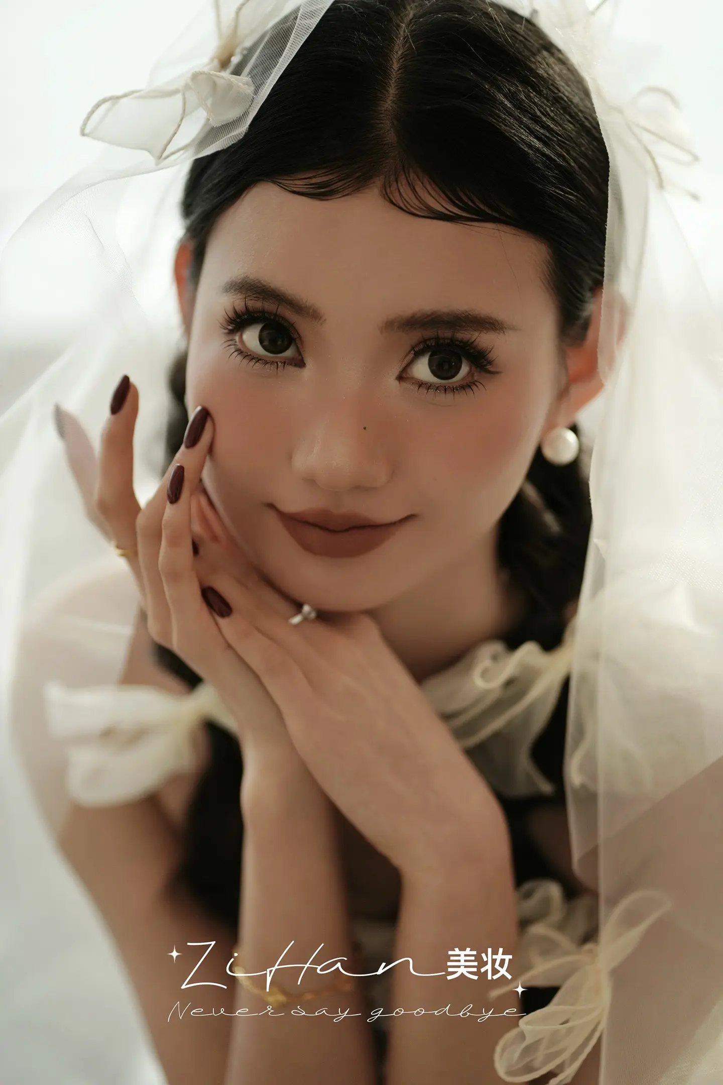 从化妆师干到摄影师，终于全能了。