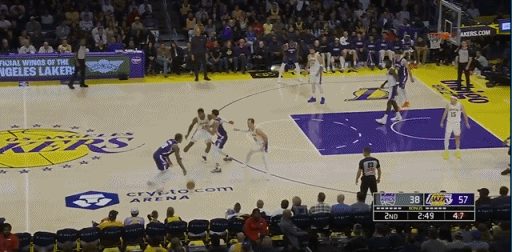 威少极限左手拉杆！湖人vs国王