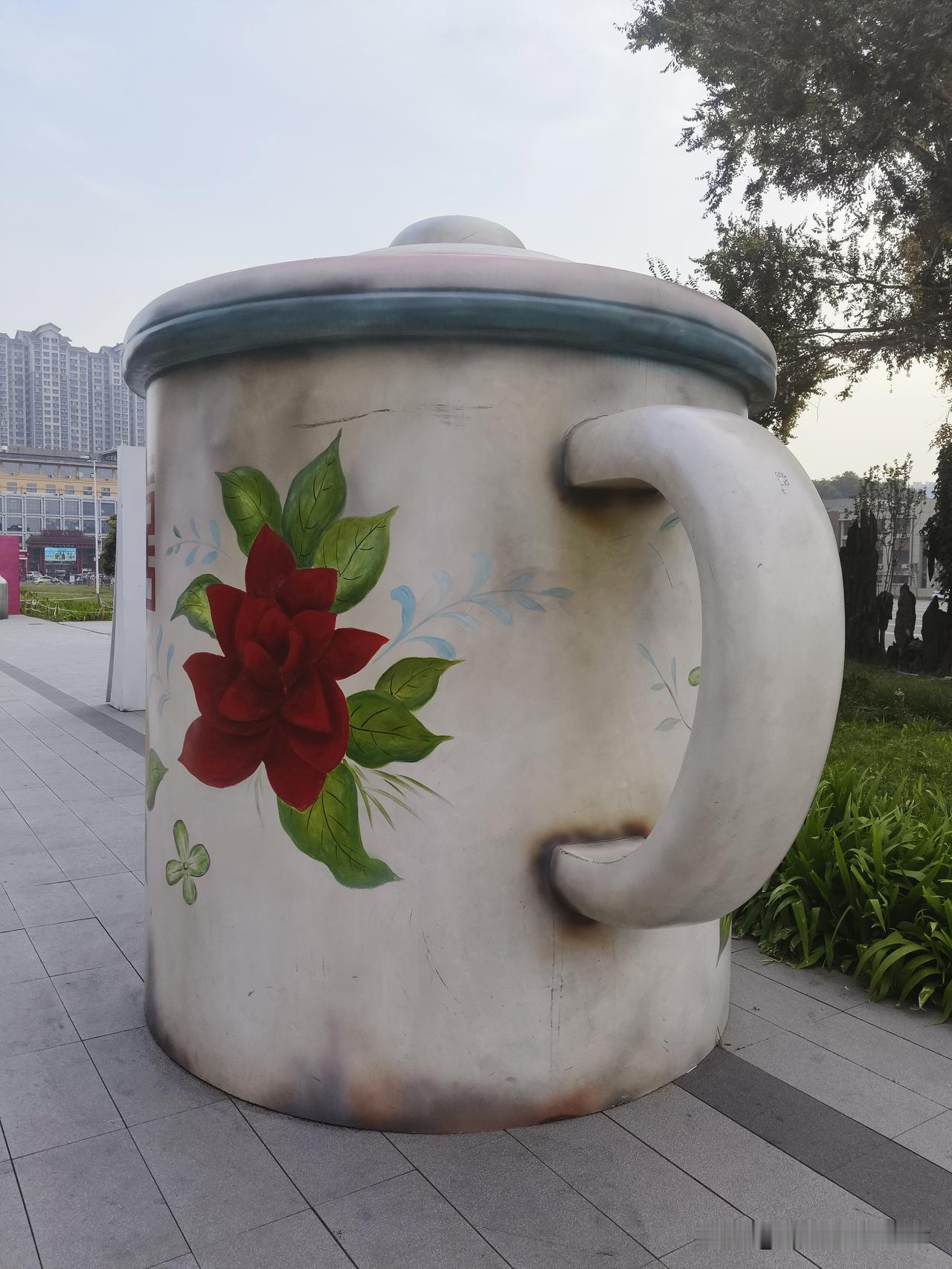梦幻的巨型咖啡杯，等你来打卡！📸💕
