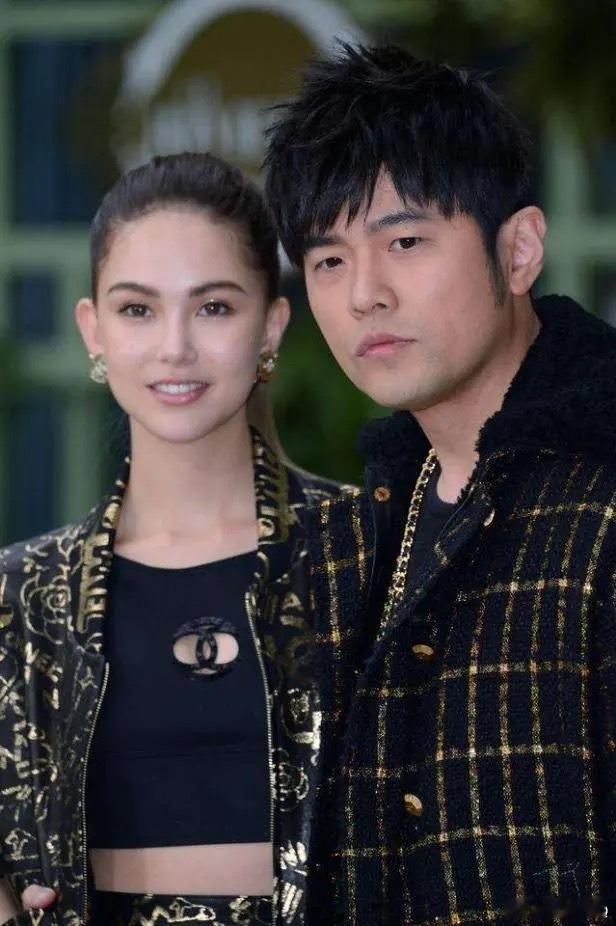 周杰伦昆凌 生理性喜欢幸福的两个人 