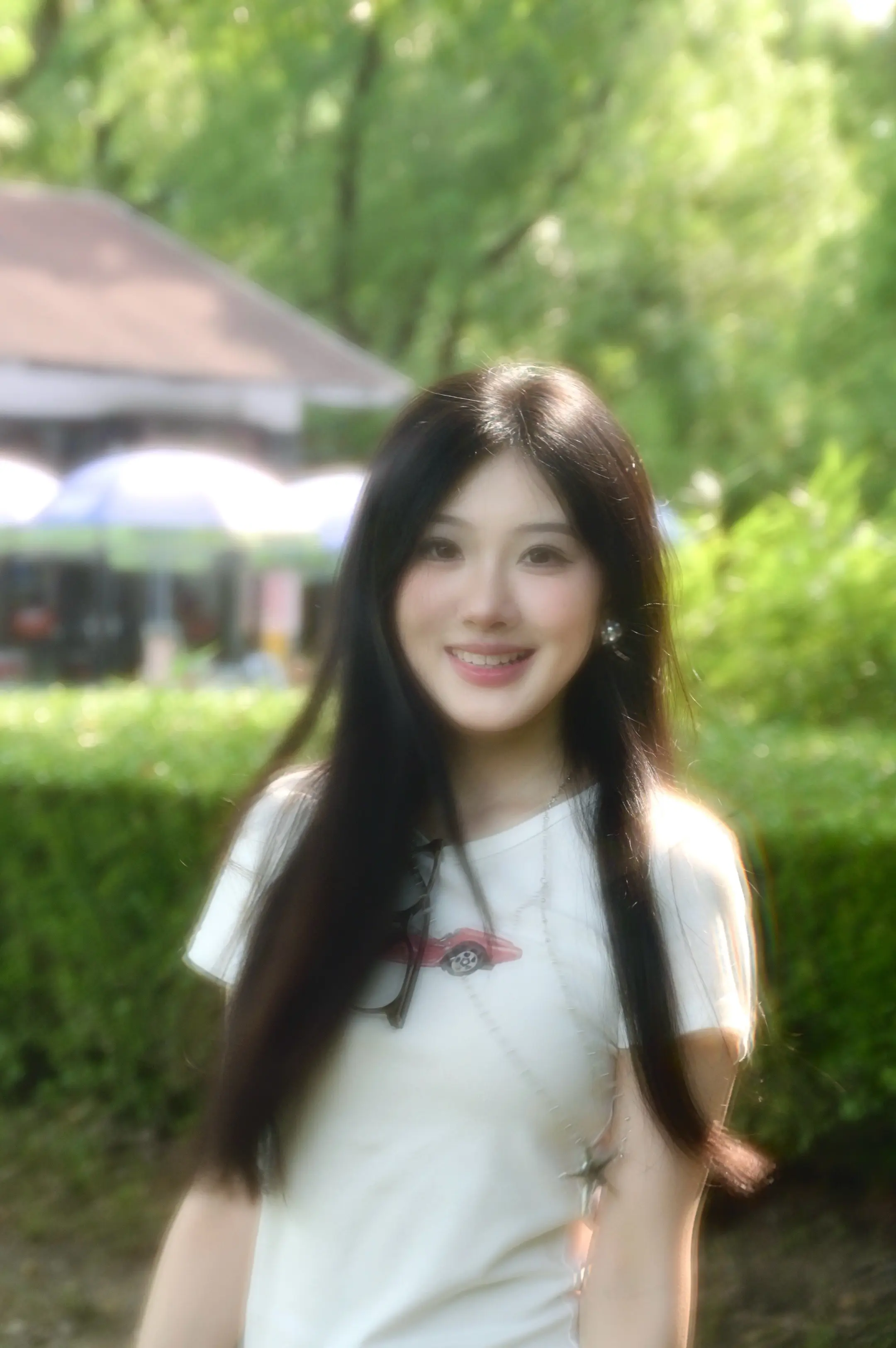 阳光里全是夏天的味道。