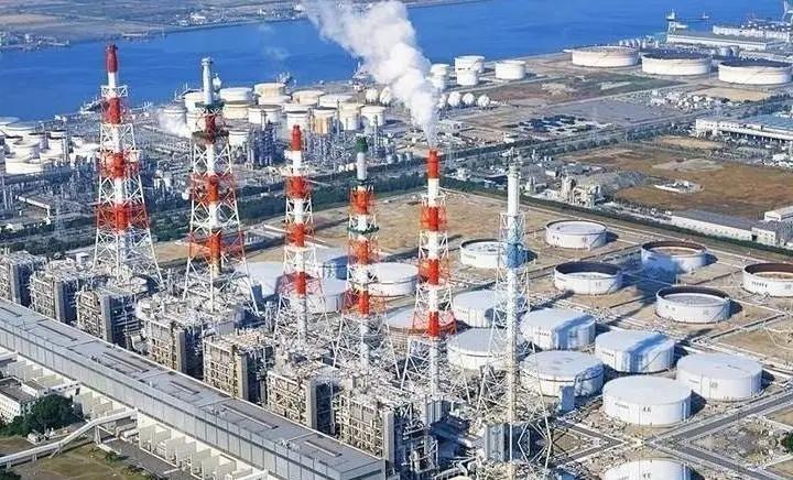 全球工业格局正在悄悄大洗牌。根据权威能源报告数据，2025年欧盟工业用电成本极高