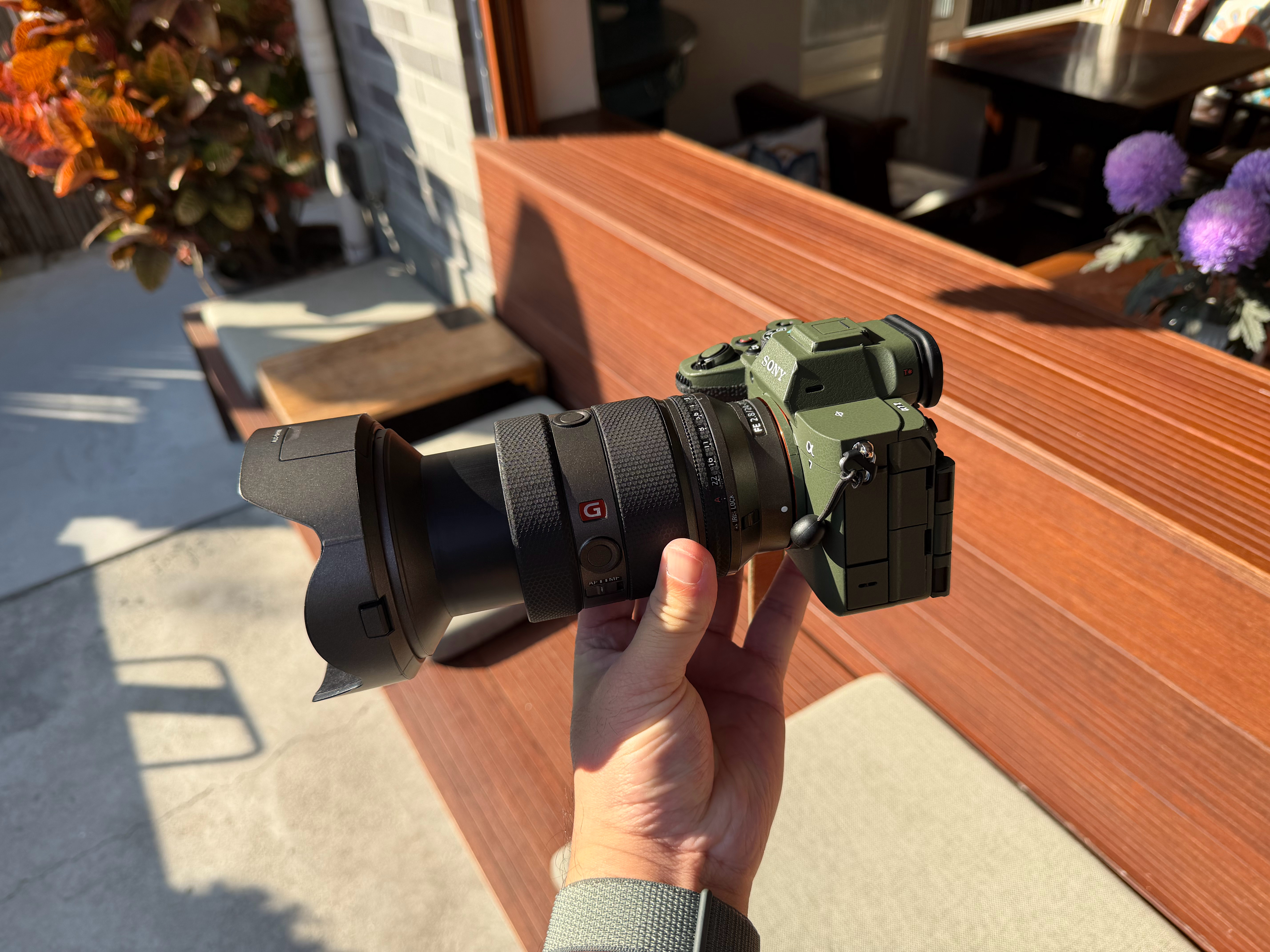 给M5上妆了，这次选择军绿色，百看不厌的颜色，也只有这样，才能带着走南闯北，所以