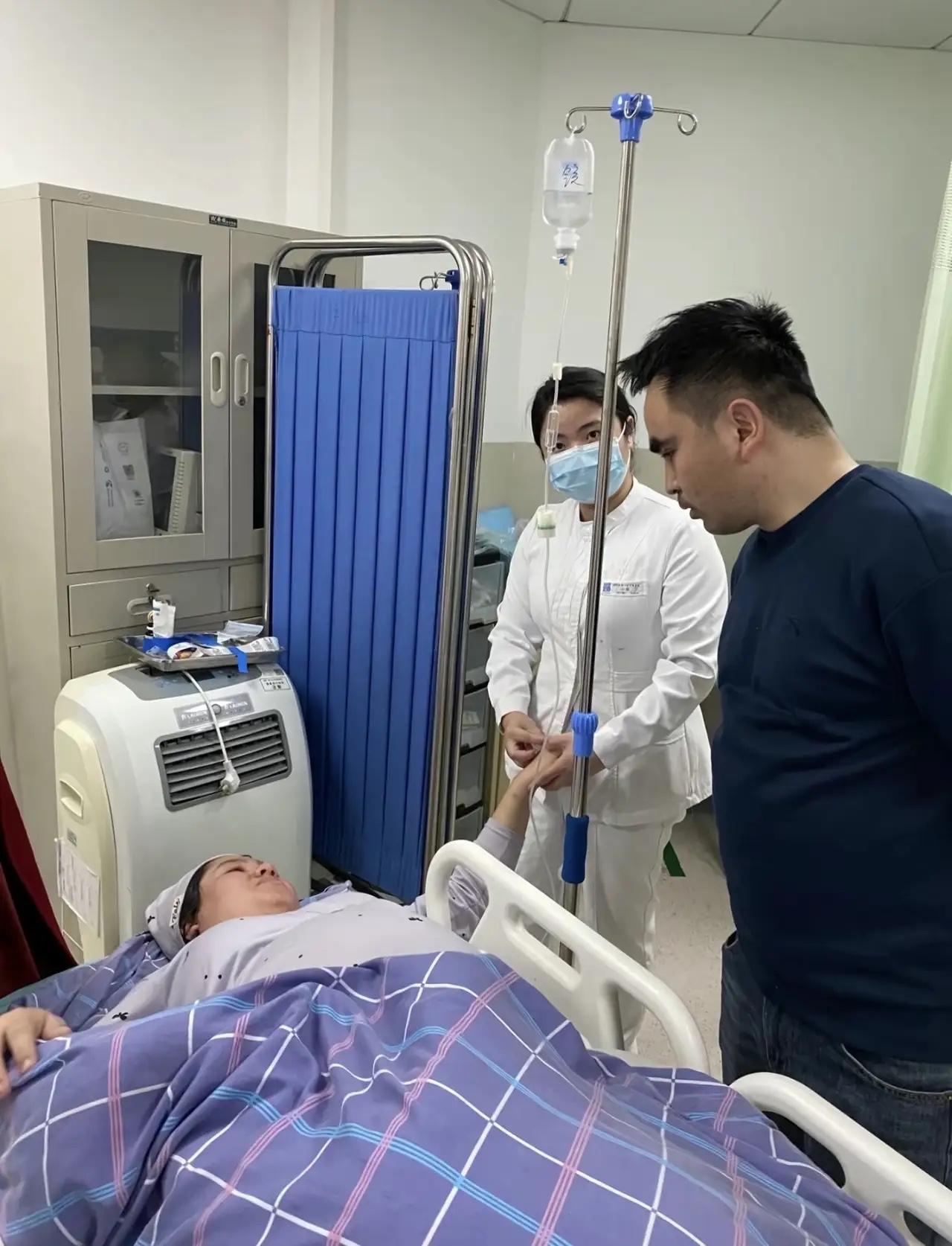 大家有没有发现，五胞胎爸爸这段心里话，才最真实最戳人。妻子生完孩子后，他对着镜头