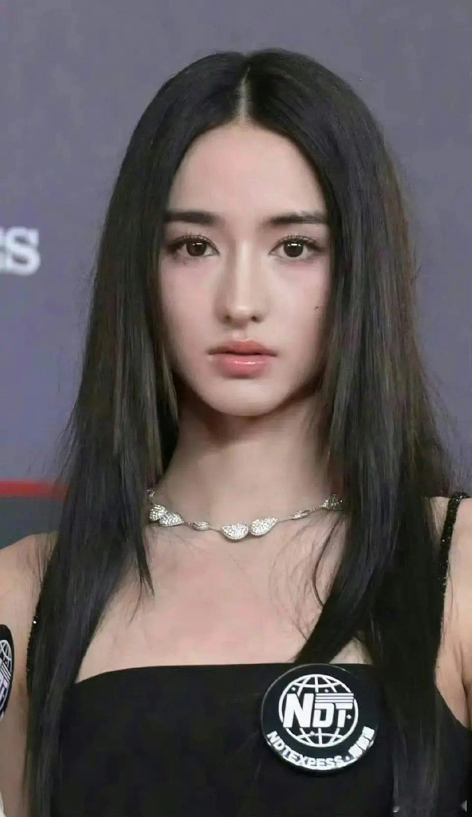 00后颜霸易主，不再是刘浩存变成李宛妲了[吃惊] ​​​