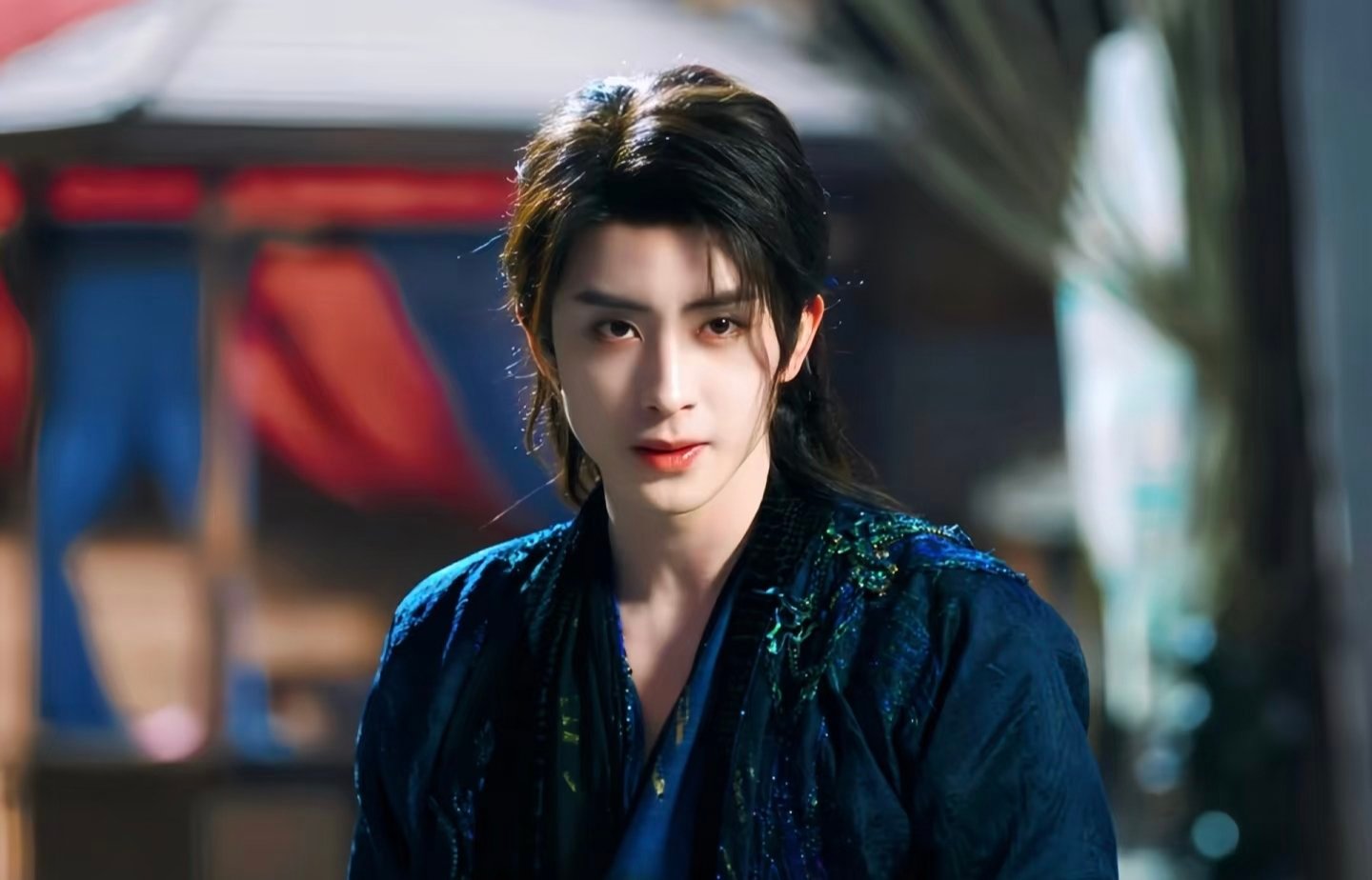 男头的话汪涵是经常被吐槽的，远不如女头佩佩现在则是男头女头吹的都多，投票断层也不