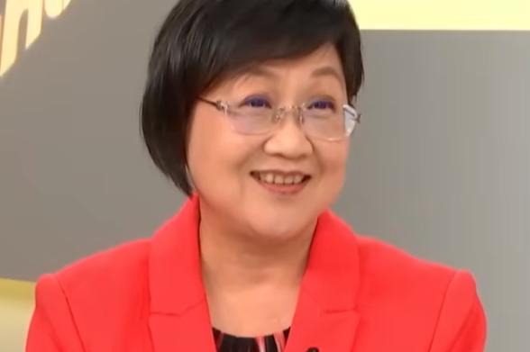 台“侨委会委员长”徐佳青今日叫嚣，有人说议员简舒培是“索资佛地魔”，我是她的师父